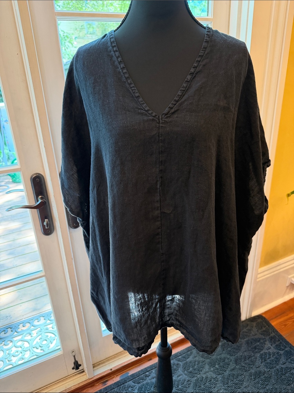 bryn Walker Black V‑Neck Short Sleeve Linen Tunic